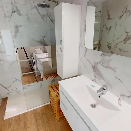 Apartman Superbe 2p Avec Terrasse, Climatisation Et Vue A - Fr-1-196-196 Menton
